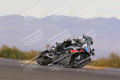 media/Dec-17-2022-SoCal Trackdays (Sat) [[224abd9271]]/Turn 9 Side (245pm)/